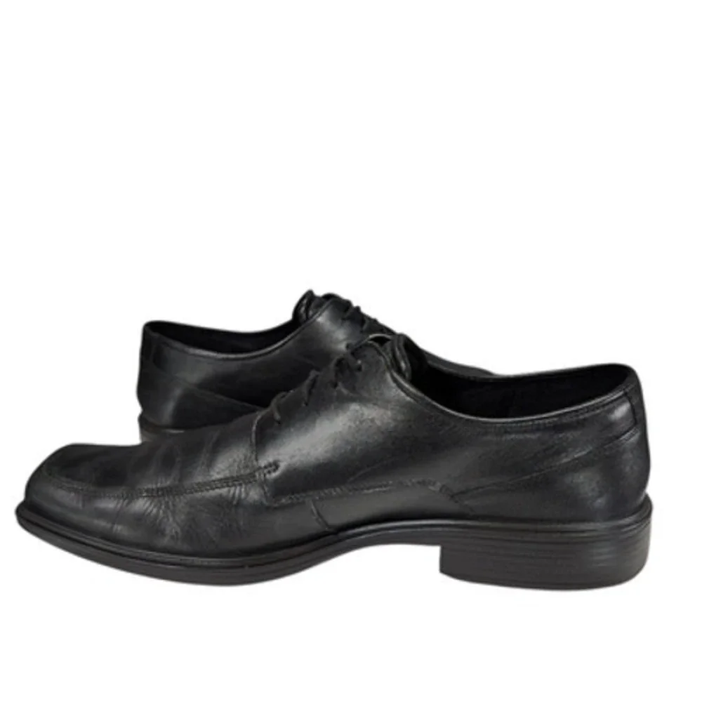 Ecco dress shoe